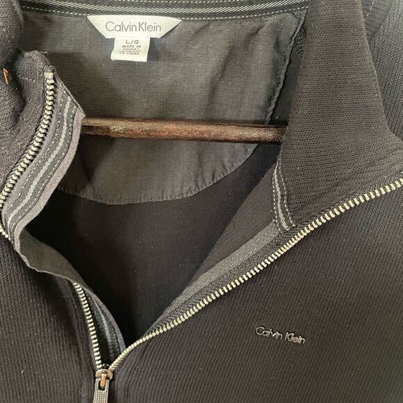 CK black pull over - Picture 3 of 3